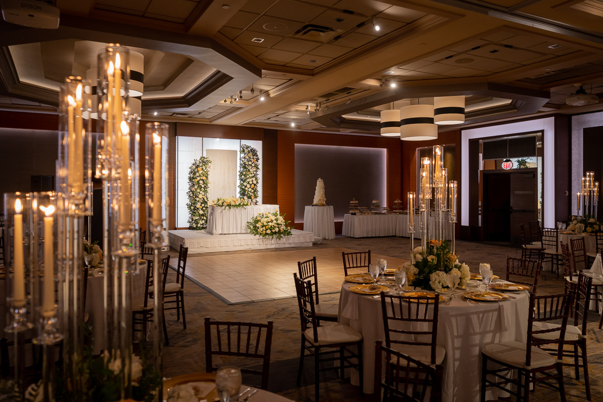 Bellevue Club - Lighting by Crimson Haze • Crimson Haze Event Lighting
